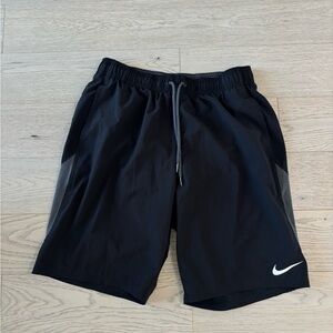 Nike Men's Black Sports Swim Shorts Size Medium